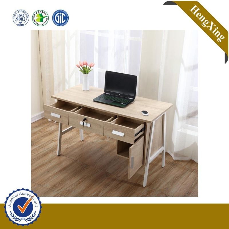 Popular Small Size Staff Office Desk Metal Legs Modern Computer Desk Standing Table
