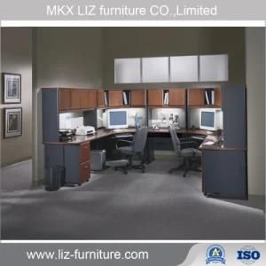 Customized Made Classical Office Cubicle Workstation Wooden Table (2207)