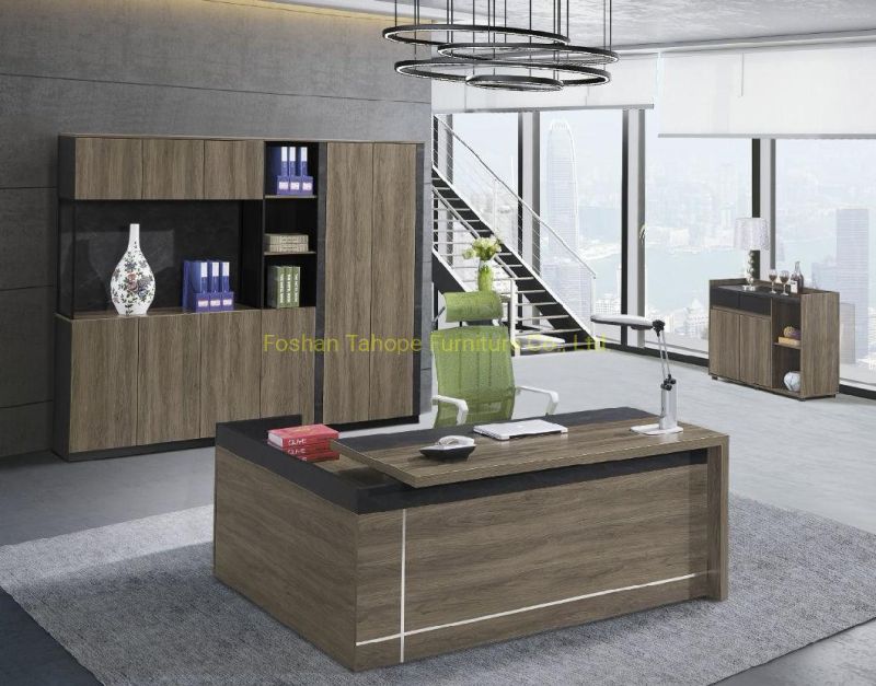Simple Wooden Office Furniture Staff Executive Desk