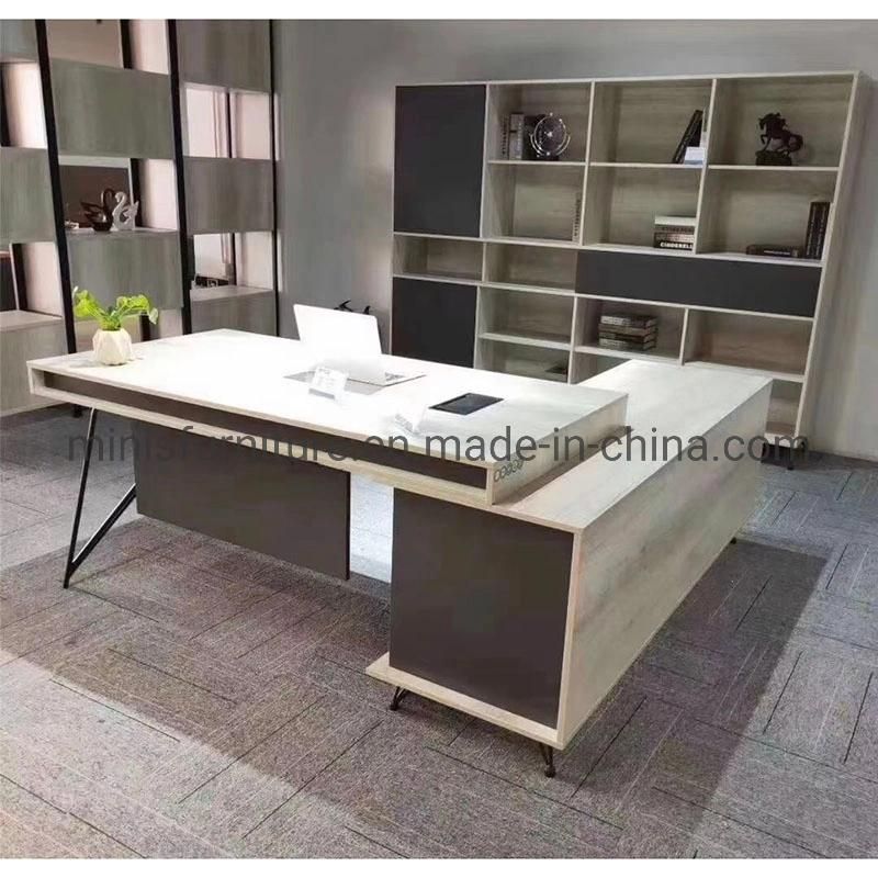 (M-OD1107) China Manufactured Modern Office Executive Table Furniture