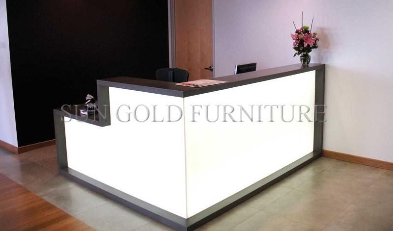 Elegant and Durable MDF Modern Reception Desk (SZ-RD025)