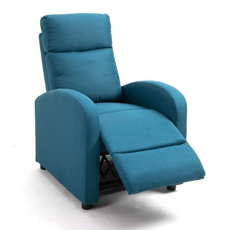 Relaxed Gaming Recliner Chair with Wireless Speaker and Bags Besides