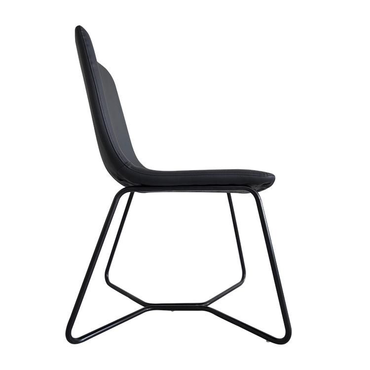 Modern Chair in Polypropylene Cafe Plastic Chair Dining Room Furniture