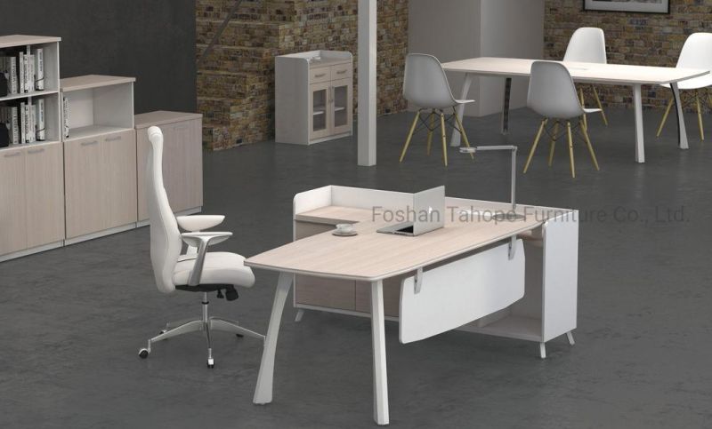 Elegant Oak Wooden Melamine Manager Computer Executive Office Table