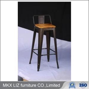 Wholesale Low Price Wood Seat Metal Dining Bar Stool Tolix High Chair (2005D)