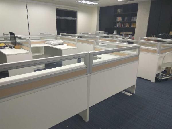 Factory Price 3 Seater Office Cubicles with Pedestal