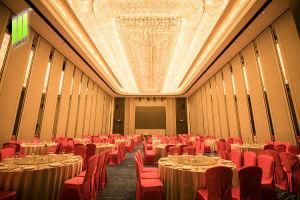 Folding Partition Door Soundproof Movable Wall for Banquet Hall