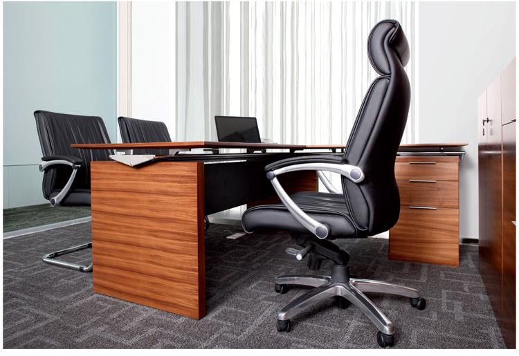 Traditional Design of Office Swivel Chair with Black Leather