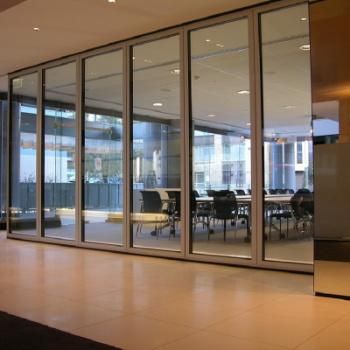 Glass Mobile Wall to Divide The Rooms Aluminium Frame Glass Partition