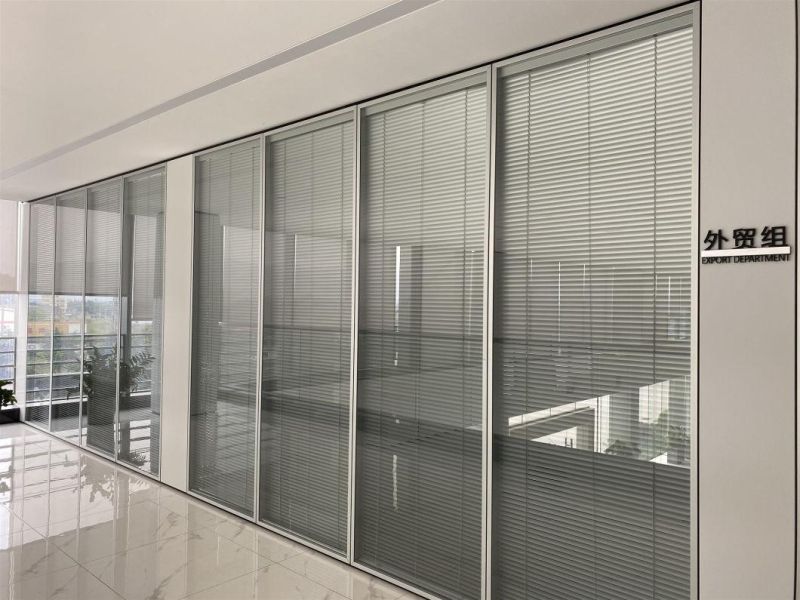 Low Price MDF Office Partition Wall with Magnetic Blinds and Hinged Door