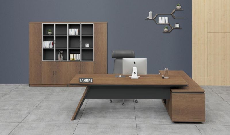 Staff Wooden Walnut Office 2/4 Person Workstation for Public Working Area