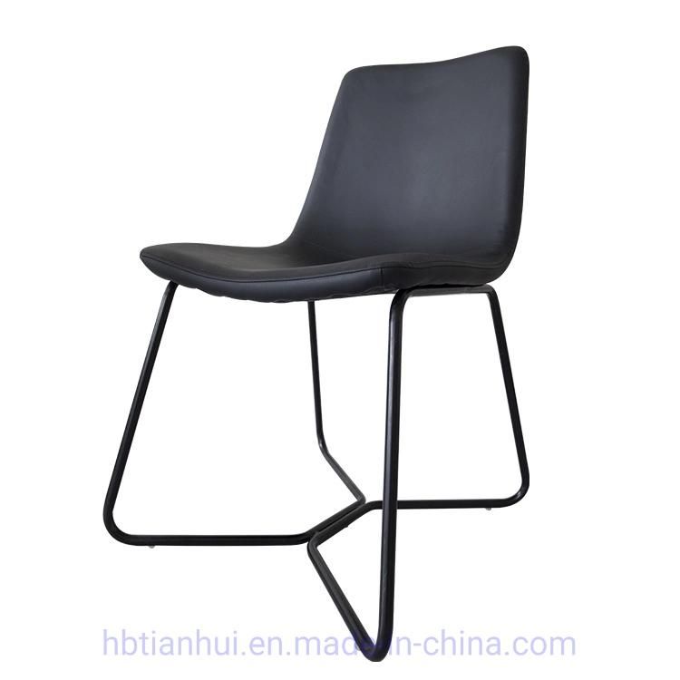 Modern Chair in Polypropylene Cafe Plastic Chair Dining Room Furniture