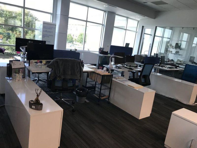 China Factory MFC Office Wooden Table Co-Working Call Center Workstation Cubicle Partition