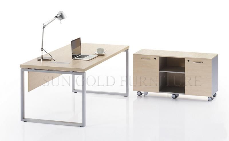 Cheap Price Modern Office Desk Metal Feet CEO Manager Computer Desk (SZ-ODA1008)