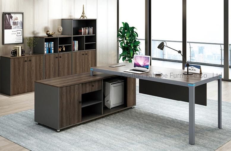 New Designed Elegant Wooden Boss Office Executive Table