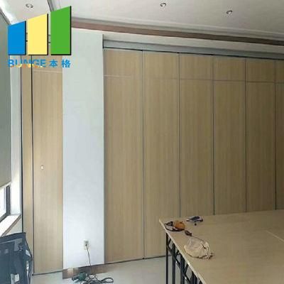 Collapsible Soundproofing Sliding Folding Door Wooden Office Movable Partition Wall