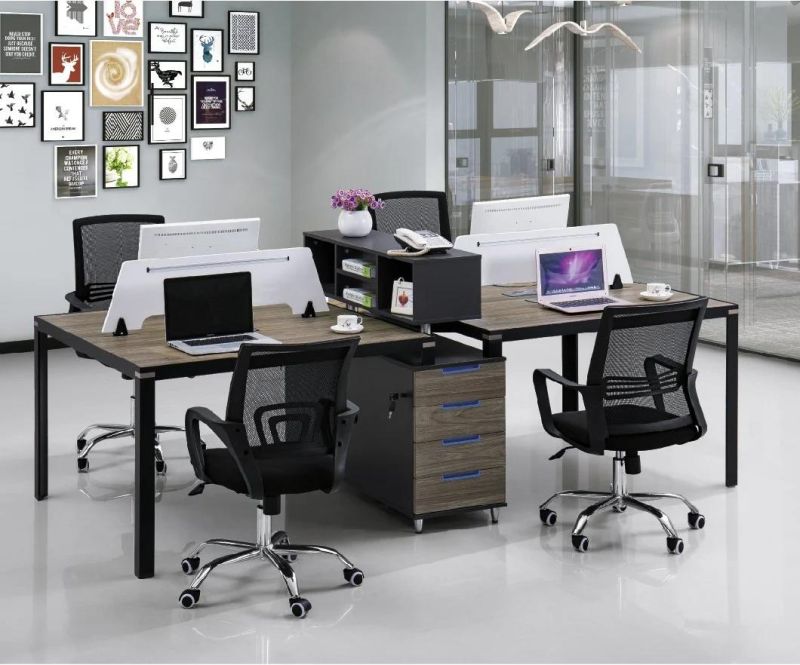 Modern Brief Workstation 4 Seats Partition with Iron Legs