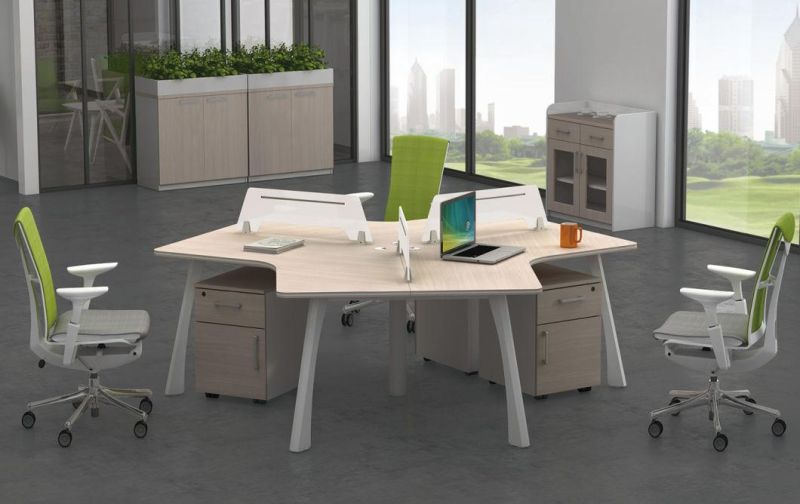 Elegant Light Oak Color Office Partition 4 Seats Staff Work Station