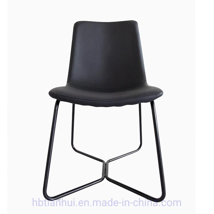 Modern Chair in Polypropylene Cafe Plastic Chair Dining Room Furniture