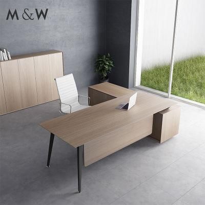 Top Fashion Luxury Office Furniture Set Executive Chair Manager Desk