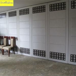 Movable Wooden Partitions for Office Room